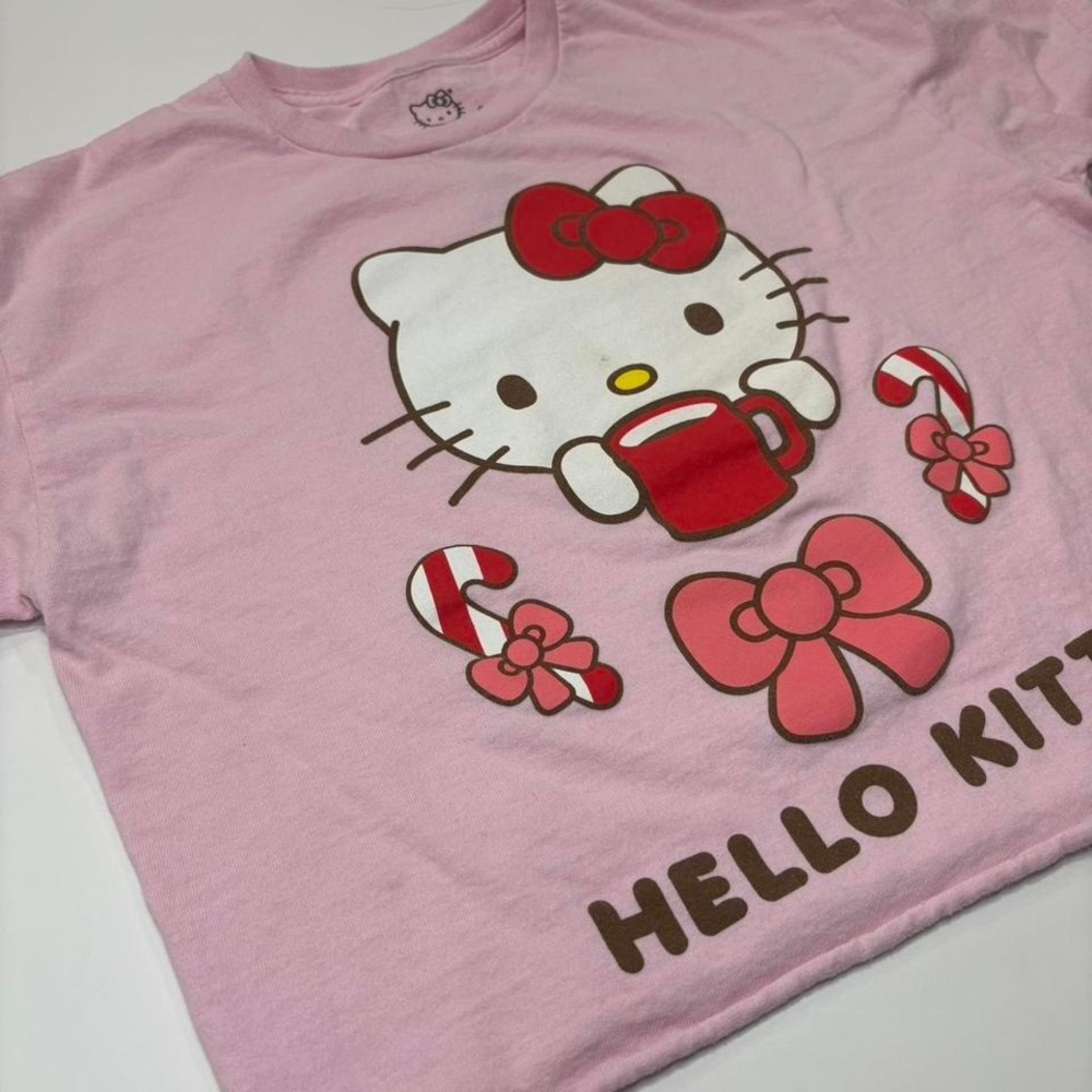 pink Hello Kitty cropped Tee